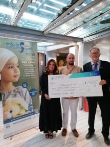 La SFPIO fait un don à Enfants Cancers Santé