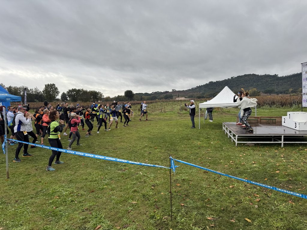 Succes eclatant pour le trail de lArcoise au chateau Les Apies 4